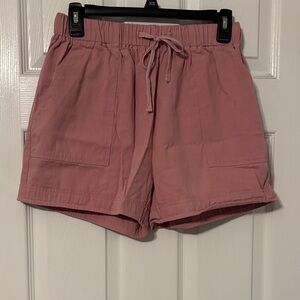Women's Pink Casual Shorts with Front & Back Pockets, Size S, Smoke Free Home